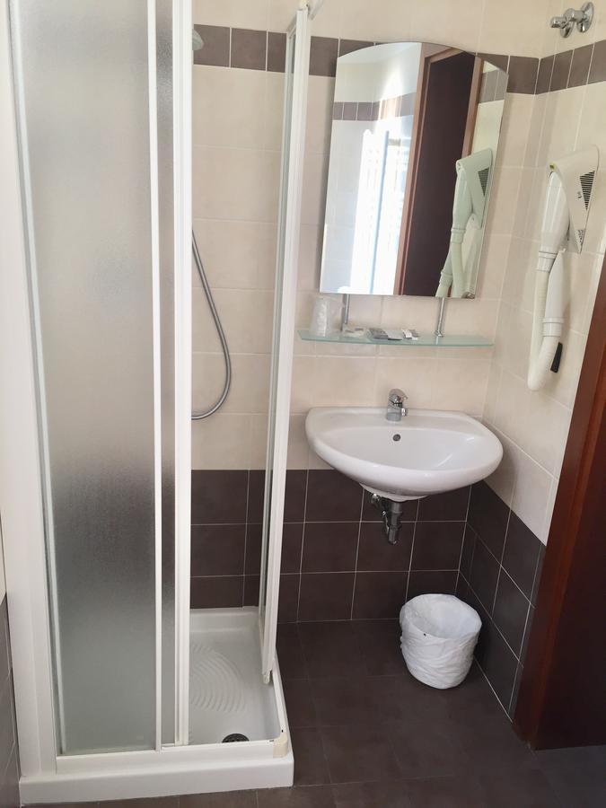 Hotel Aquila Azzurra Rimini Kültér fotó